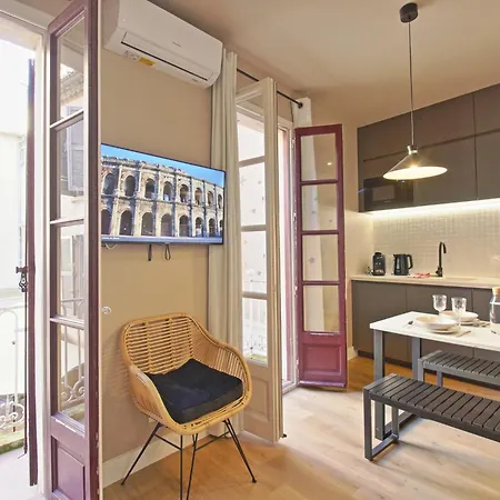 060 - Le Littre - 1 Chambre, Central, Proche Maison Carree, Clim, 4personnes Apartman *