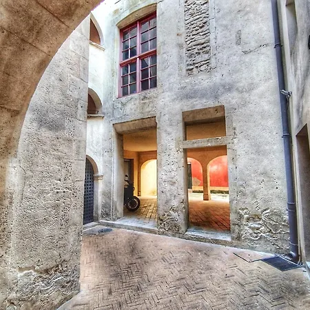 060 - Le Littre - 1 Chambre, Central, Proche Maison Carree, Clim, 4personnes Apartment *